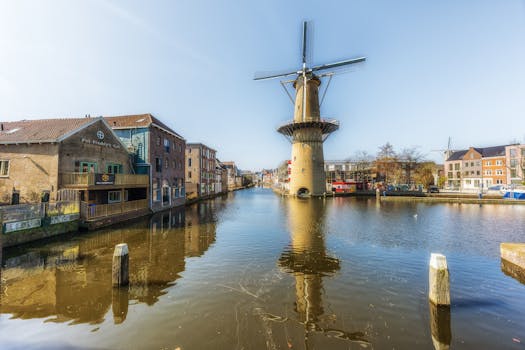 Schiedam nieuws 112: ongevallen, branden en politie-inzet
