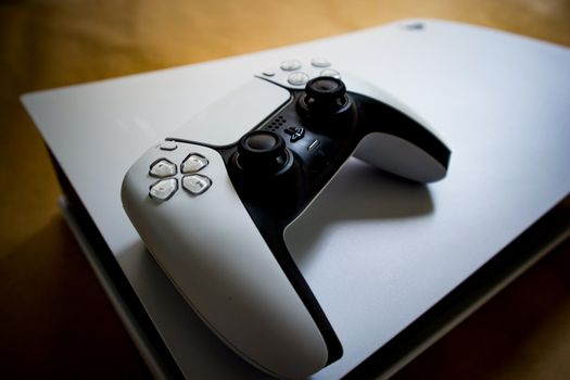 Waarom de PlayStation 5 in 2026 nog steeds de koning van de huiskamer is